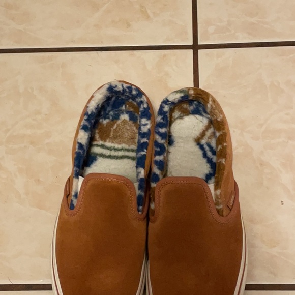 Vans brown suede like shoes - Picture 4 of 7